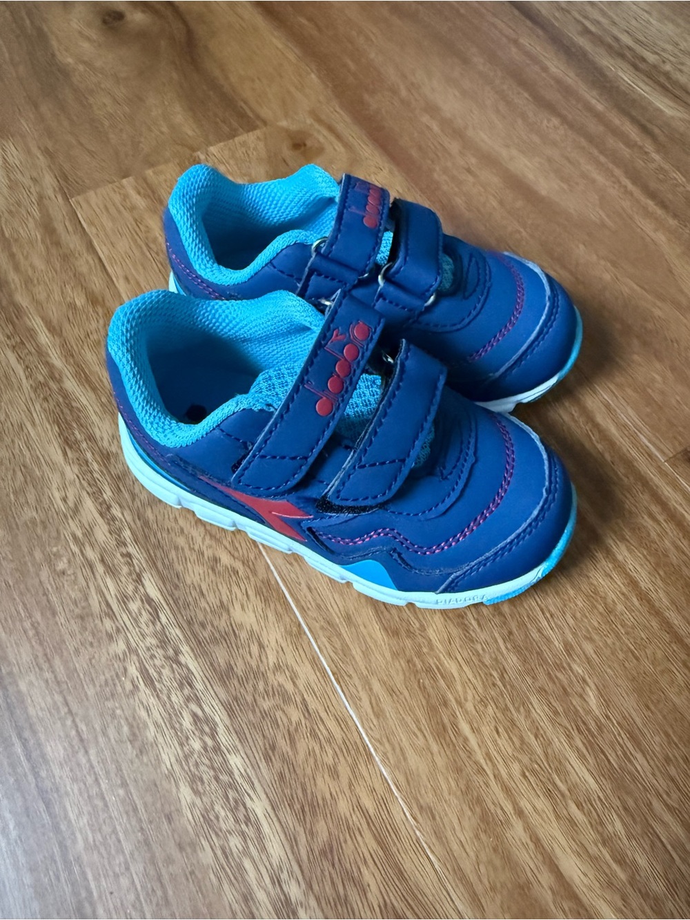 Diadora Kids Blue and Aqua Velcro Sneakers
